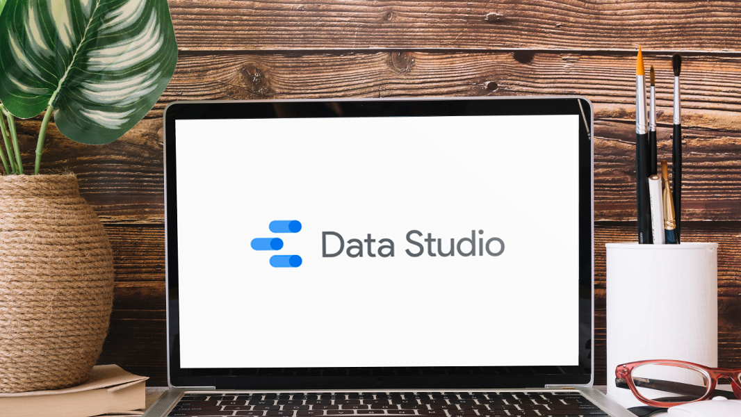 Titelbild mit Logo Google Data Studio 